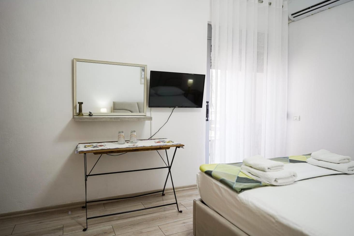 Gjirokastër View City Apartments מראה חיצוני תמונה